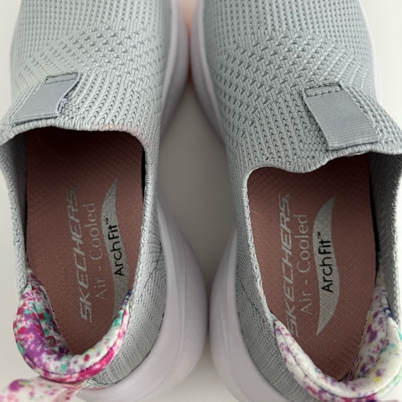 Skechers Archfit women’s shoes - Picture 6 of 6